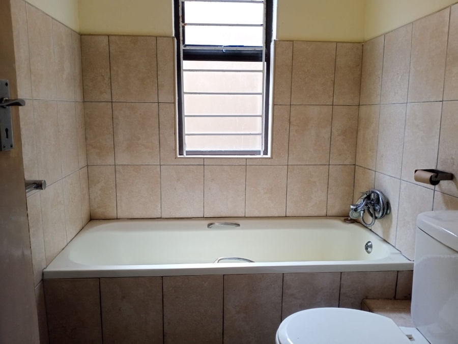 2 Bedroom Property for Sale in Westbrook KwaZulu-Natal