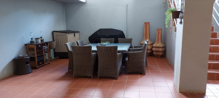 3 Bedroom Property for Sale in Willard Beach KwaZulu-Natal