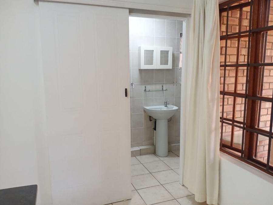 1 Bedroom Property for Sale in Ballito Central KwaZulu-Natal