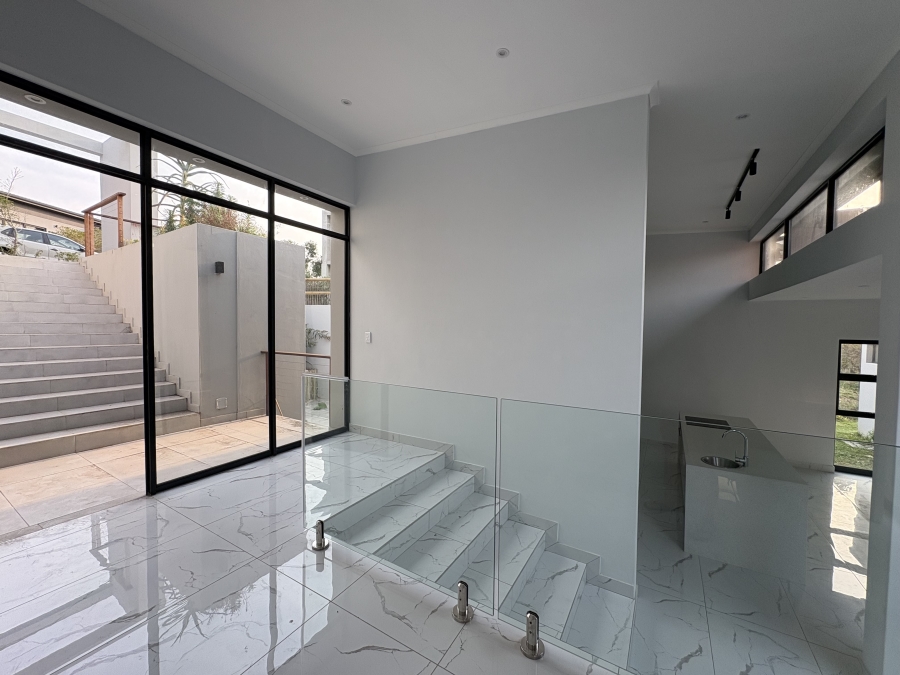 4 Bedroom Property for Sale in Tinley Manor KwaZulu-Natal