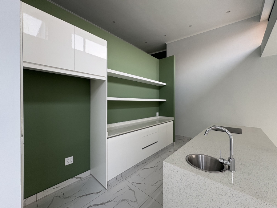 4 Bedroom Property for Sale in Tinley Manor KwaZulu-Natal