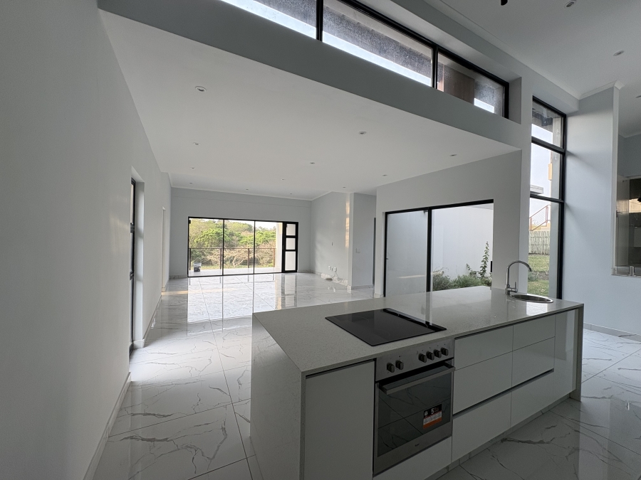 4 Bedroom Property for Sale in Tinley Manor KwaZulu-Natal