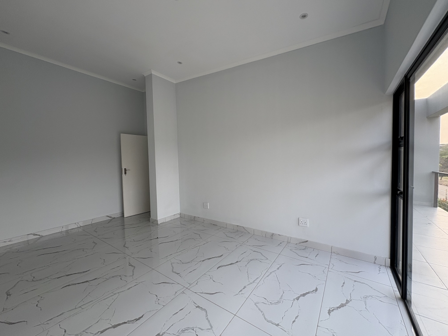 4 Bedroom Property for Sale in Tinley Manor KwaZulu-Natal