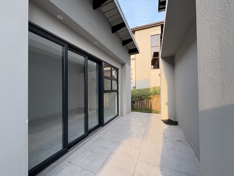 4 Bedroom Property for Sale in Tinley Manor KwaZulu-Natal