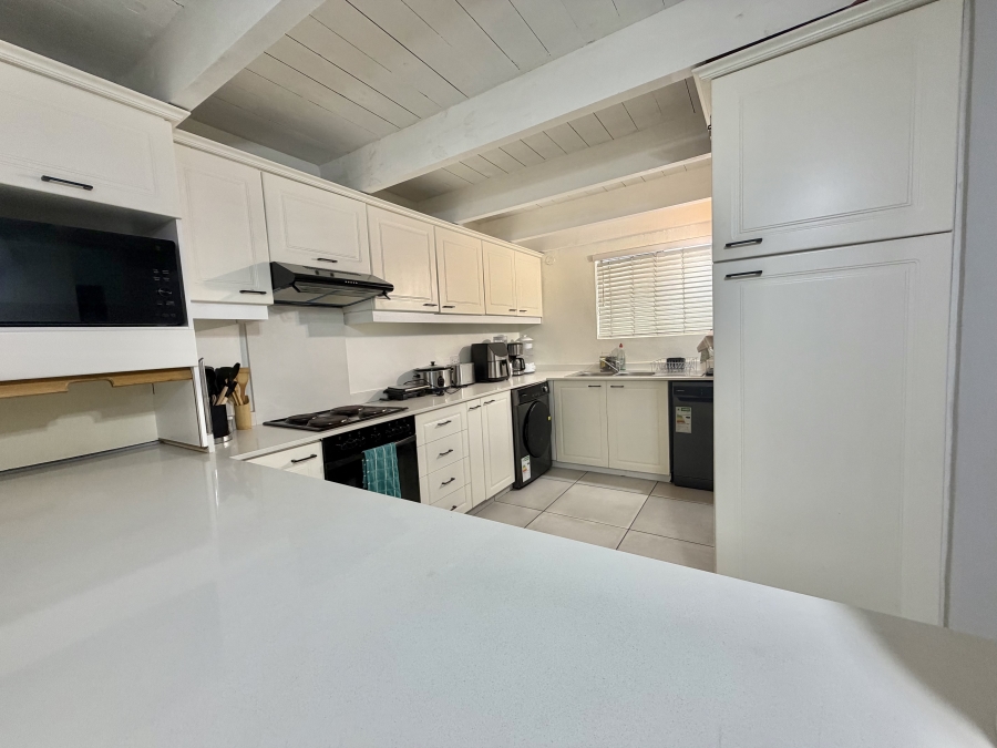 To Let 3 Bedroom Property for Rent in Ballito Central KwaZulu-Natal