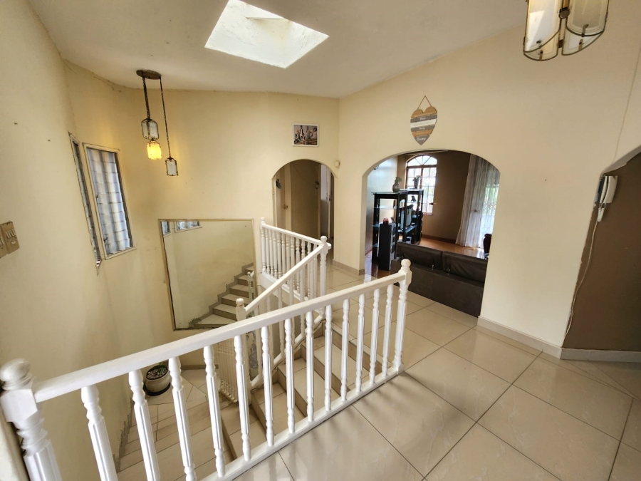 5 Bedroom Property for Sale in Reservoir Hills KwaZulu-Natal