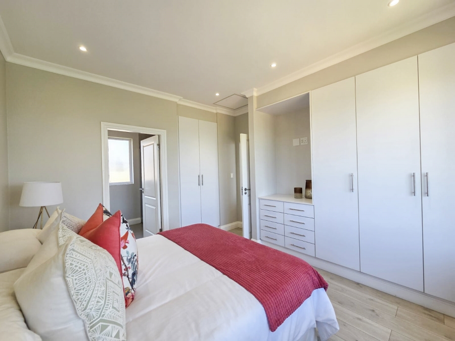 1 Bedroom Property for Sale in Kindlewood Estate KwaZulu-Natal