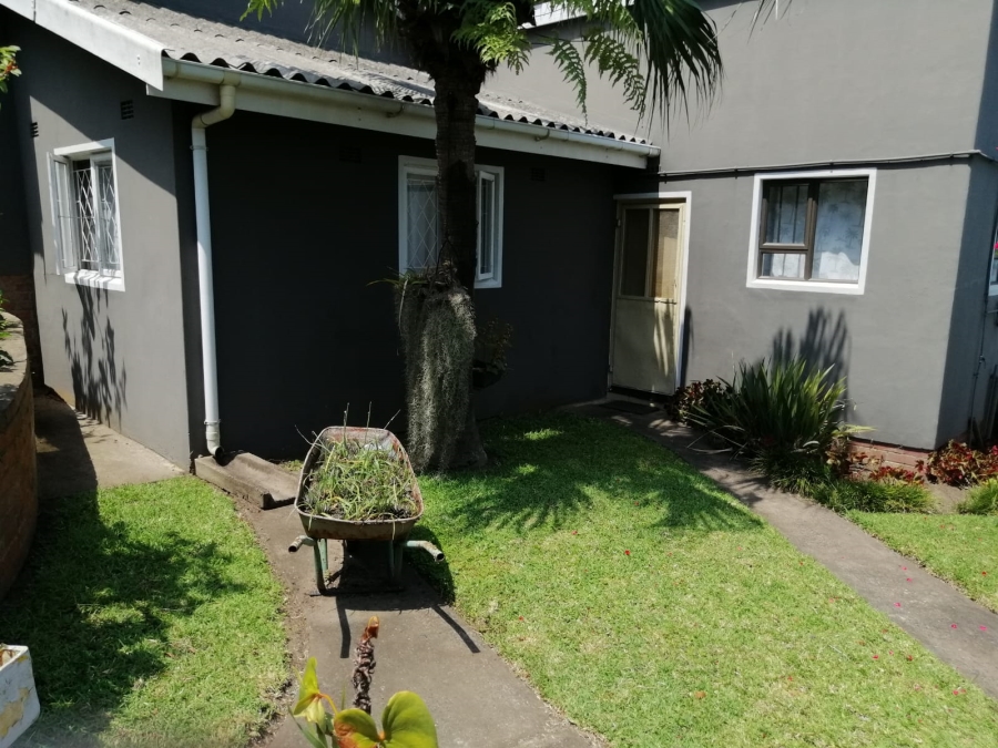 5 Bedroom Property for Sale in Mandeni KwaZulu-Natal