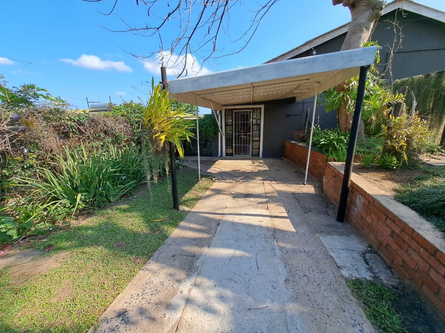 5 Bedroom Property for Sale in Mandeni KwaZulu-Natal
