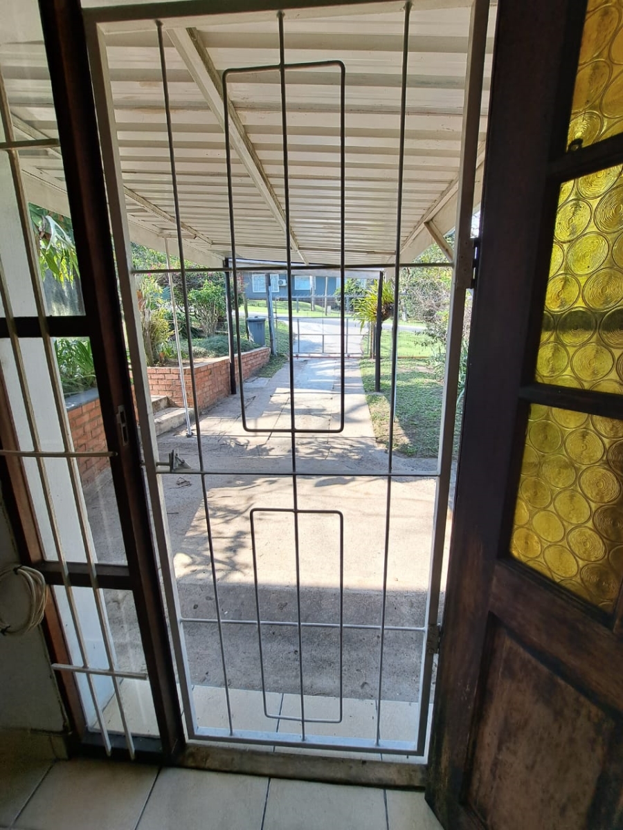 5 Bedroom Property for Sale in Mandeni KwaZulu-Natal