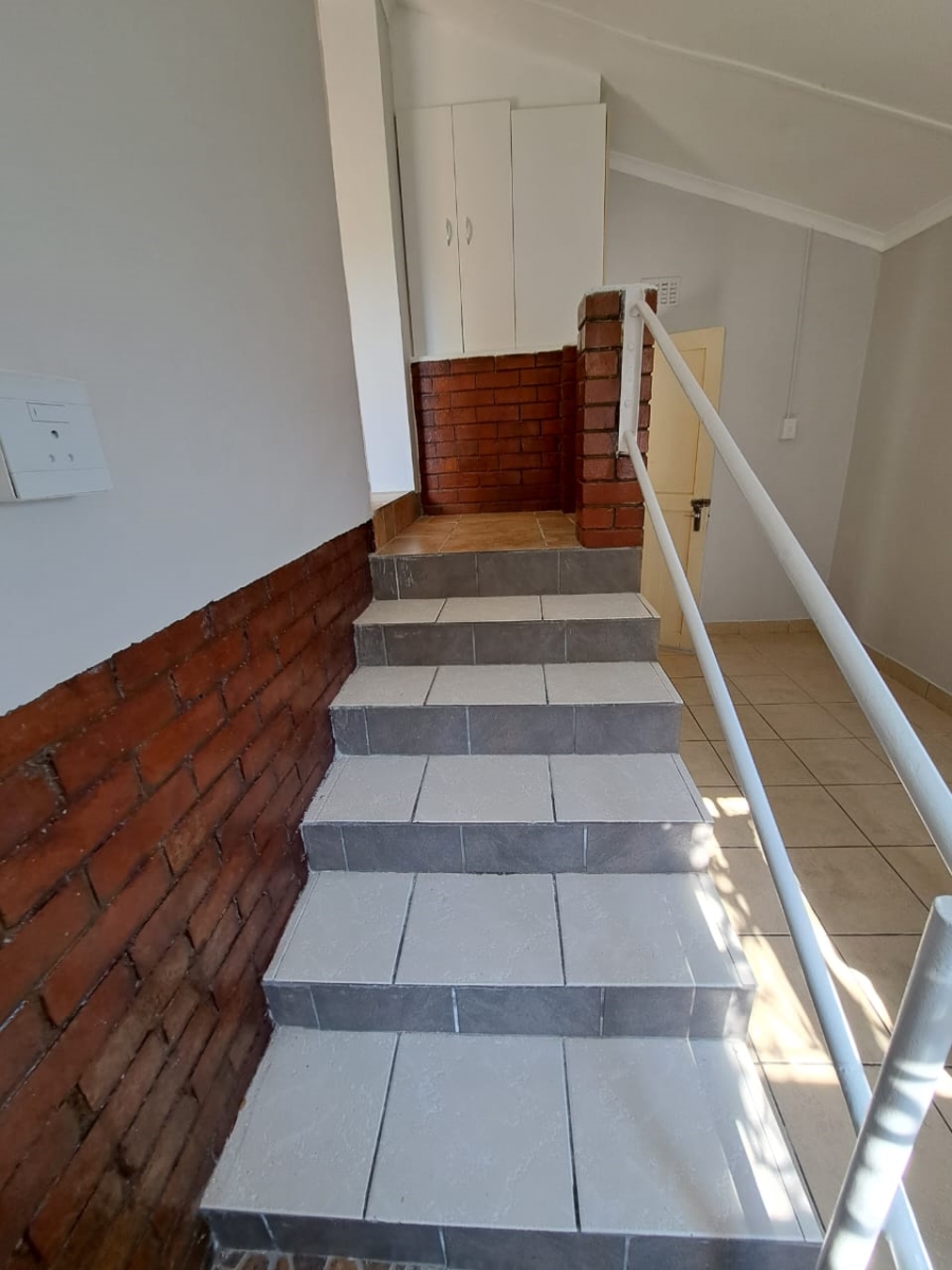 5 Bedroom Property for Sale in Mandeni KwaZulu-Natal