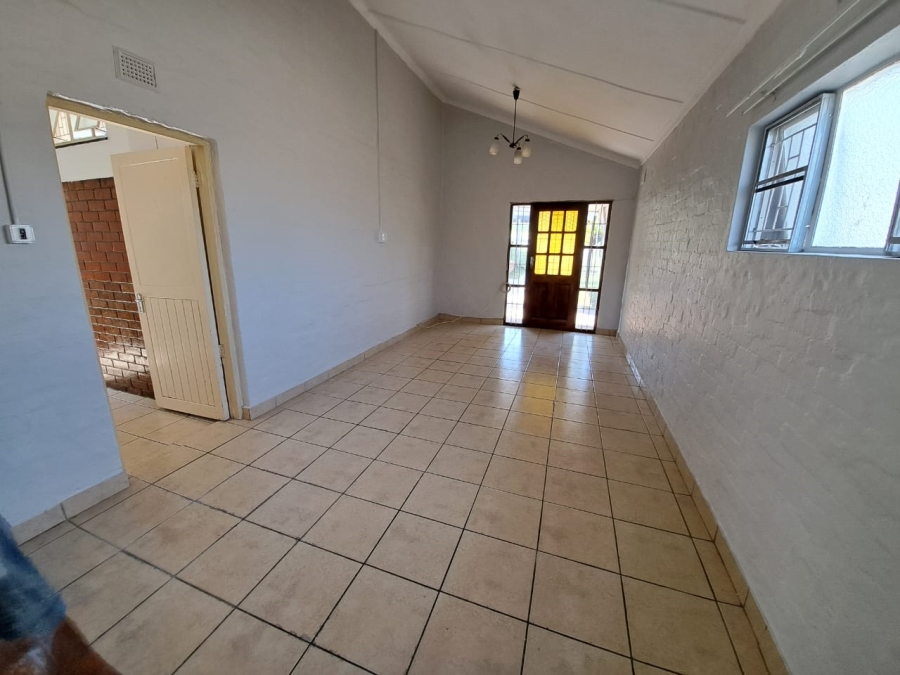 5 Bedroom Property for Sale in Mandeni KwaZulu-Natal