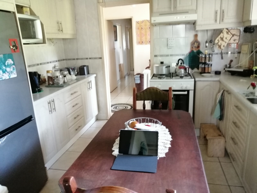 5 Bedroom Property for Sale in Mandeni KwaZulu-Natal