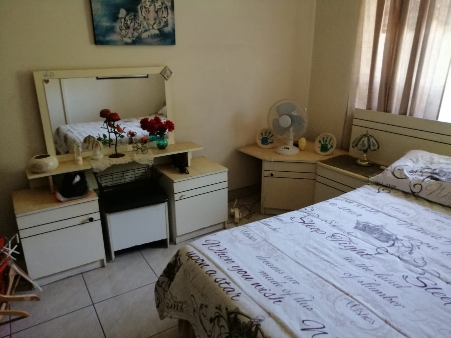 5 Bedroom Property for Sale in Mandeni KwaZulu-Natal