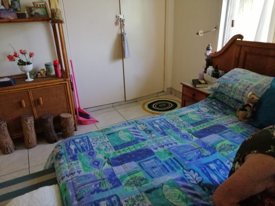 5 Bedroom Property for Sale in Mandeni KwaZulu-Natal