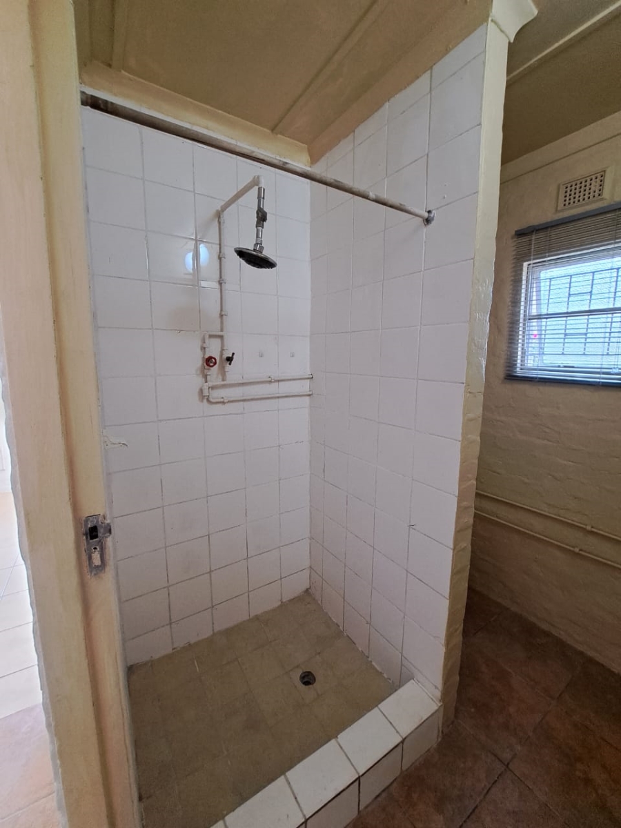 5 Bedroom Property for Sale in Mandeni KwaZulu-Natal