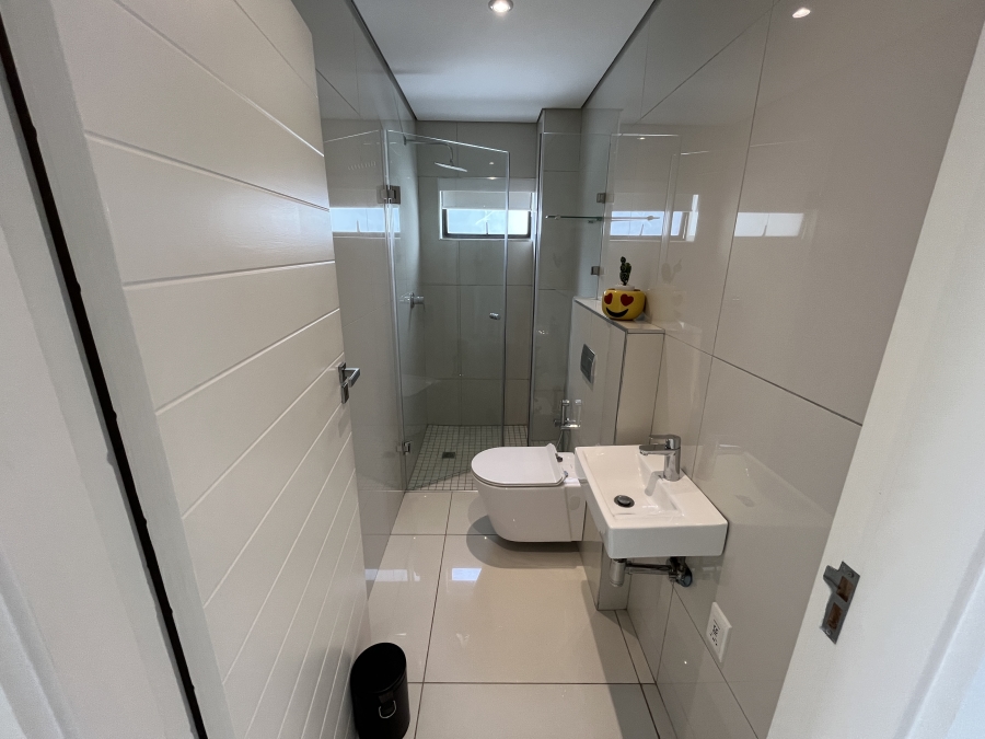 4 Bedroom Property for Sale in Izinga Ridge KwaZulu-Natal