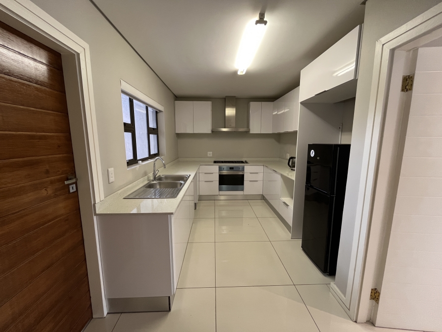 4 Bedroom Property for Sale in Izinga Ridge KwaZulu-Natal