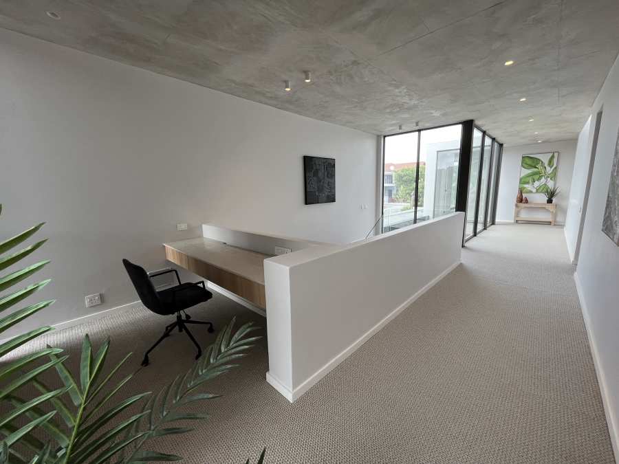 4 Bedroom Property for Sale in Izinga Ridge KwaZulu-Natal