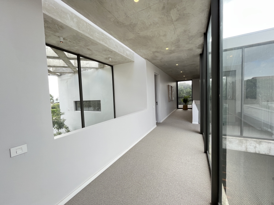 4 Bedroom Property for Sale in Izinga Ridge KwaZulu-Natal