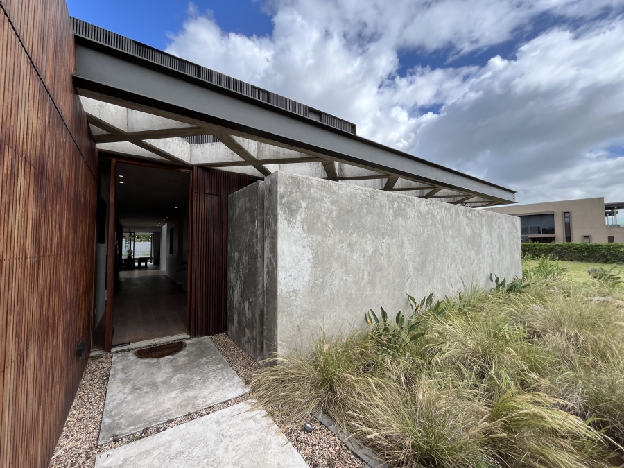 4 Bedroom Property for Sale in Izinga Ridge KwaZulu-Natal