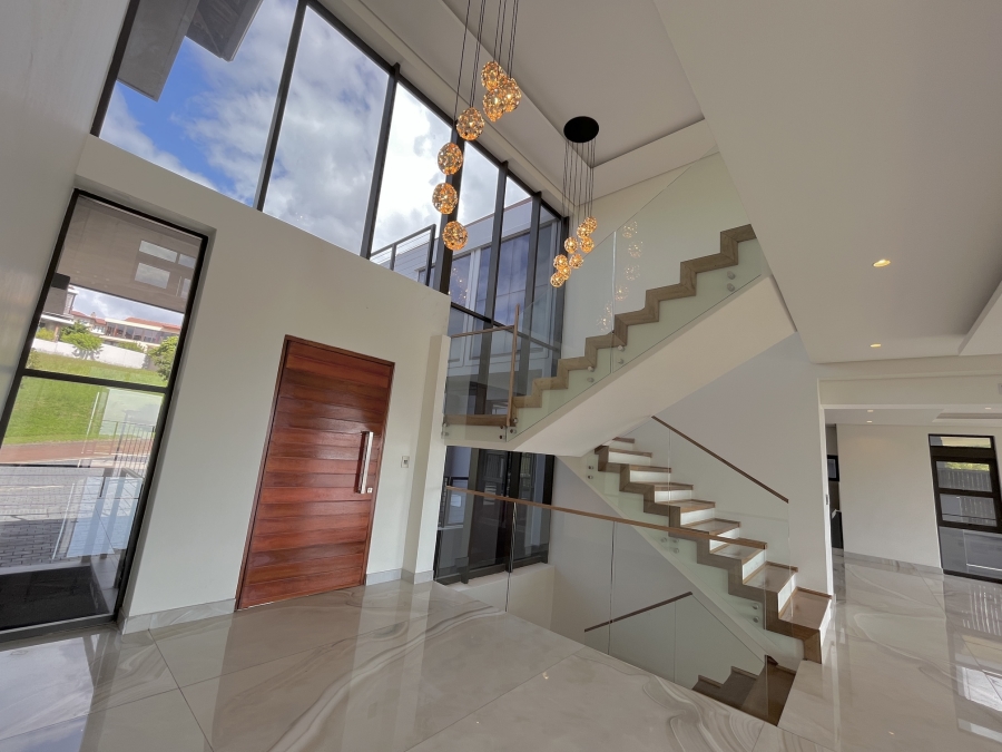 5 Bedroom Property for Sale in Izinga Ridge KwaZulu-Natal
