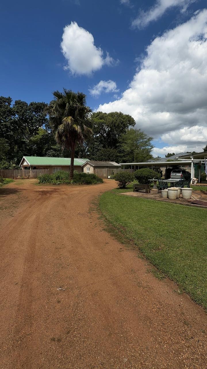 4 Bedroom Property for Sale in Kloof KwaZulu-Natal