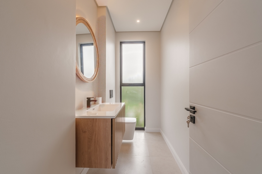 4 Bedroom Property for Sale in Elaleni Coastal Forest Estate KwaZulu-Natal