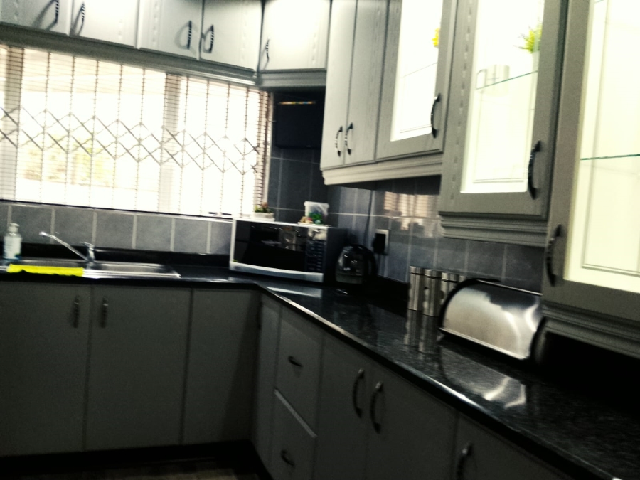 4 Bedroom Property for Sale in Mandeni KwaZulu-Natal