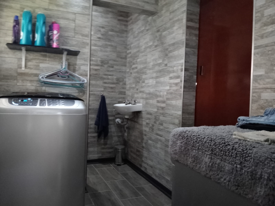 4 Bedroom Property for Sale in Mandeni KwaZulu-Natal