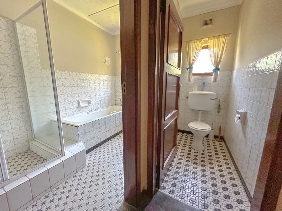 4 Bedroom Property for Sale in Fairview KwaZulu-Natal