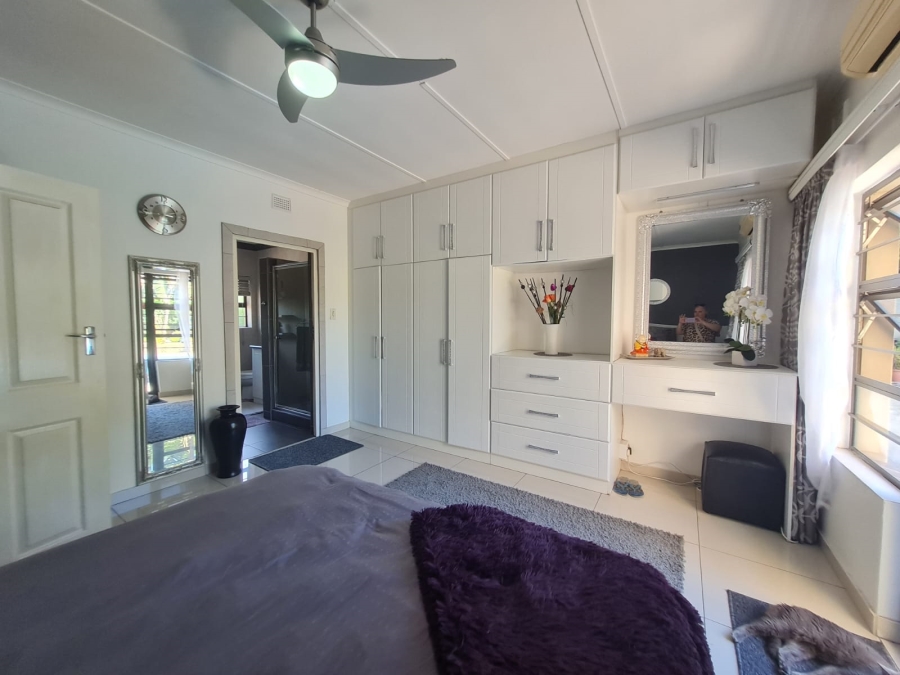 4 Bedroom Property for Sale in Veld En Vlei KwaZulu-Natal