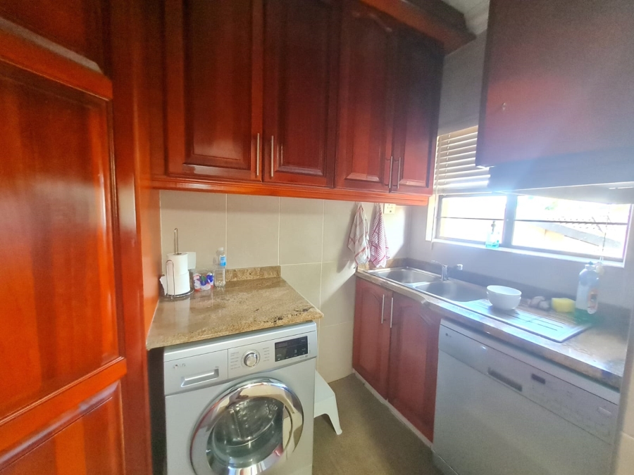 4 Bedroom Property for Sale in Veld En Vlei KwaZulu-Natal