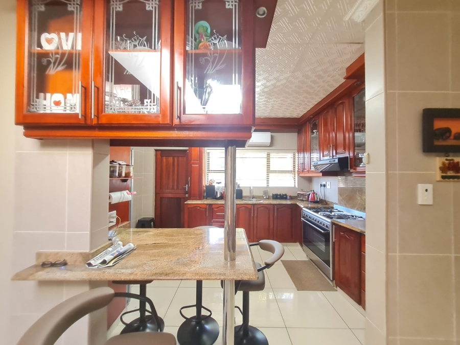 4 Bedroom Property for Sale in Veld En Vlei KwaZulu-Natal