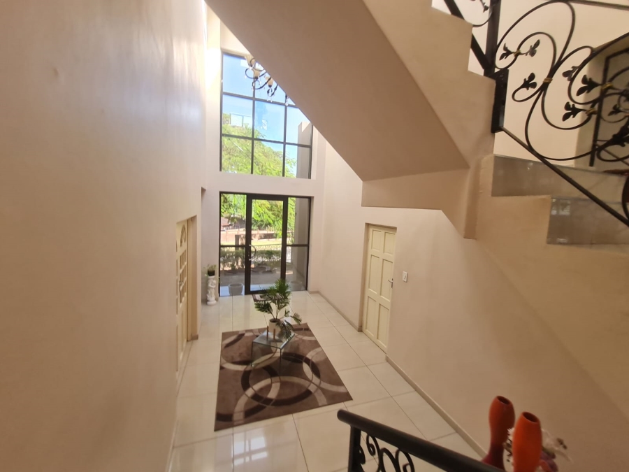 4 Bedroom Property for Sale in Veld En Vlei KwaZulu-Natal