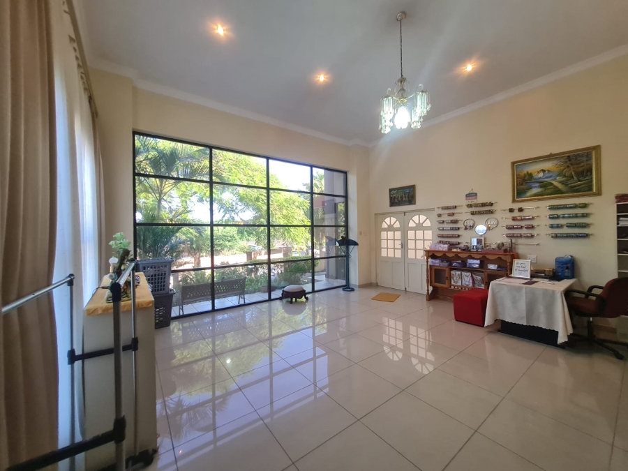 4 Bedroom Property for Sale in Veld En Vlei KwaZulu-Natal
