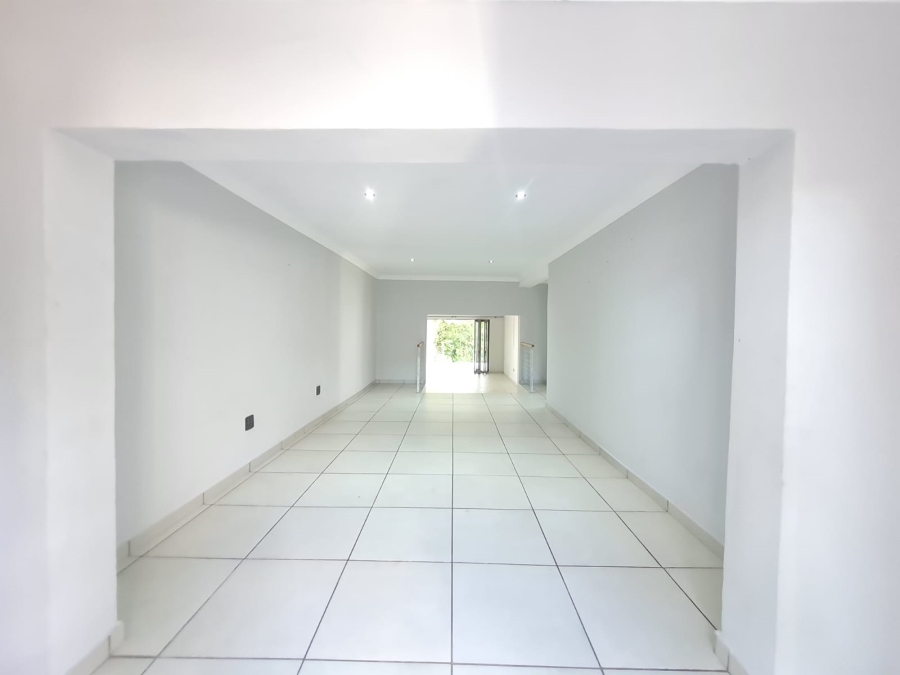 4 Bedroom Property for Sale in Meer En See KwaZulu-Natal