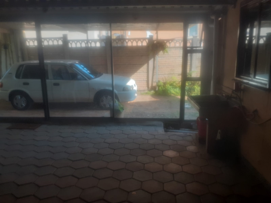 2 Bedroom Property for Sale in Trenance Manor KwaZulu-Natal
