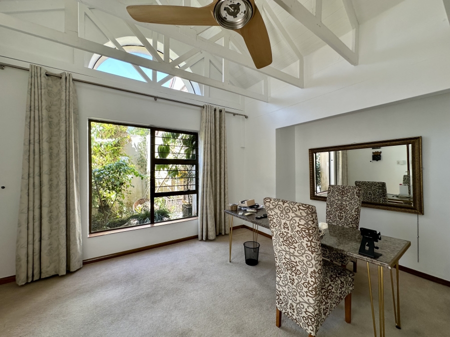 4 Bedroom Property for Sale in Meer En See KwaZulu-Natal