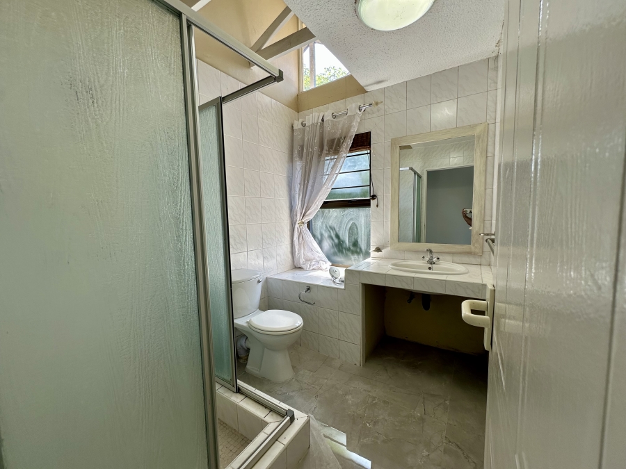 4 Bedroom Property for Sale in Meer En See KwaZulu-Natal