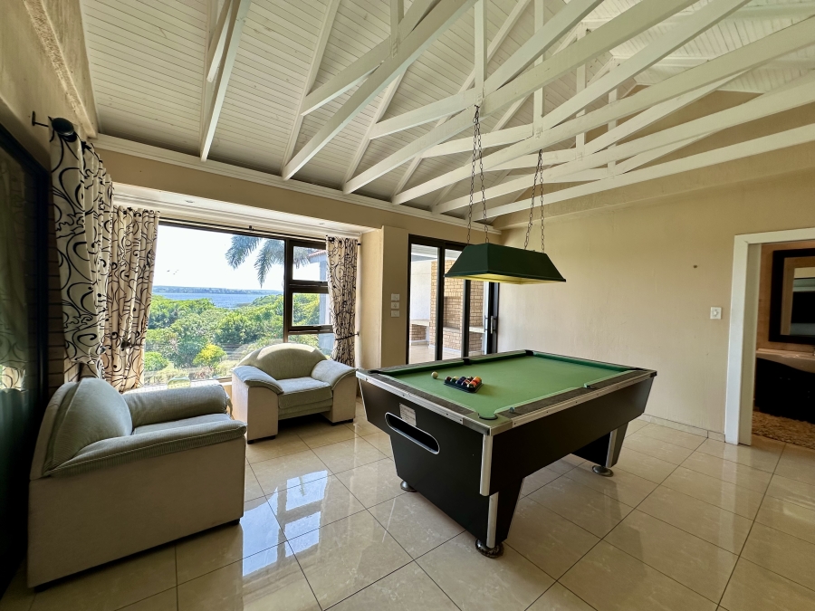 4 Bedroom Property for Sale in Meer En See KwaZulu-Natal