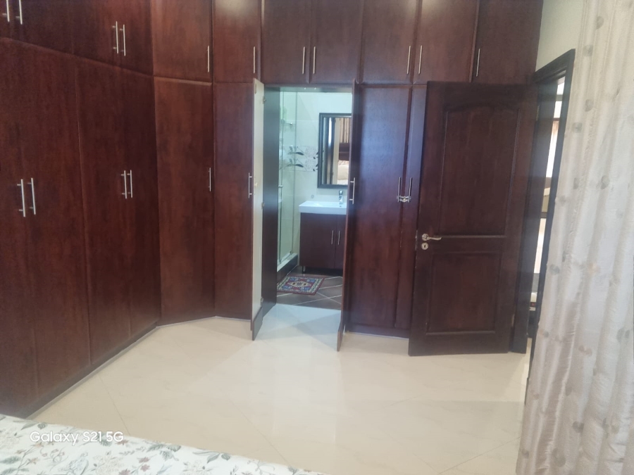 4 Bedroom Property for Sale in Broadlands KwaZulu-Natal