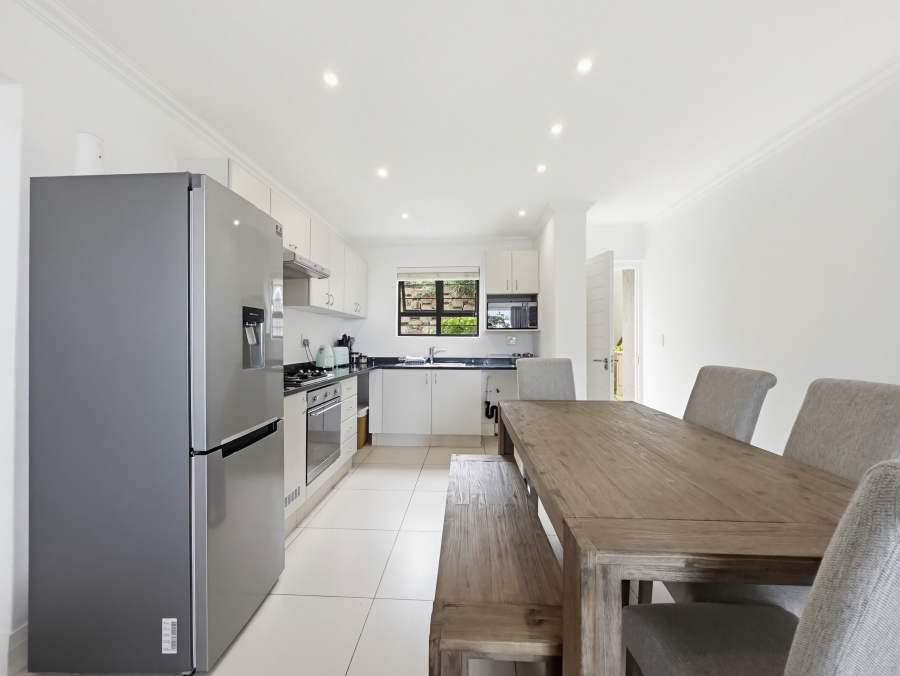 To Let 2 Bedroom Property for Rent in Shakas Rock KwaZulu-Natal