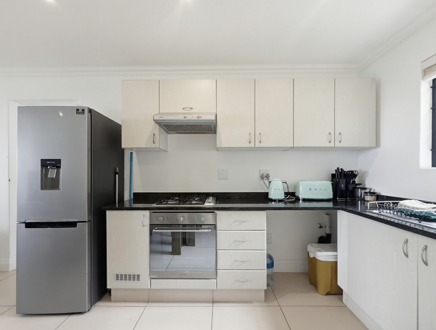 To Let 2 Bedroom Property for Rent in Shakas Rock KwaZulu-Natal