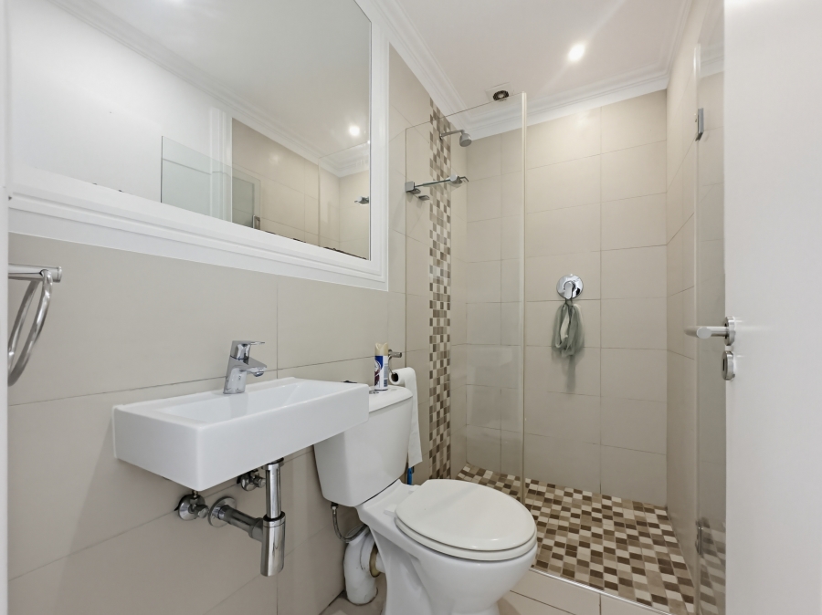 To Let 2 Bedroom Property for Rent in Shakas Rock KwaZulu-Natal