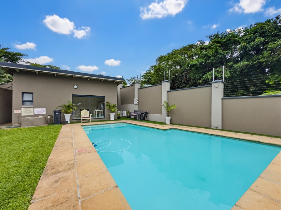 To Let 2 Bedroom Property for Rent in Shakas Rock KwaZulu-Natal