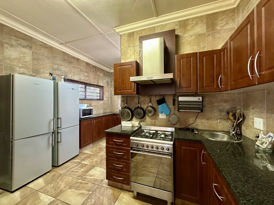 4 Bedroom Property for Sale in Meer En See KwaZulu-Natal