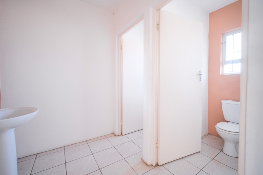 To Let commercial Property for Rent in Ballito Commercial District KwaZulu-Natal