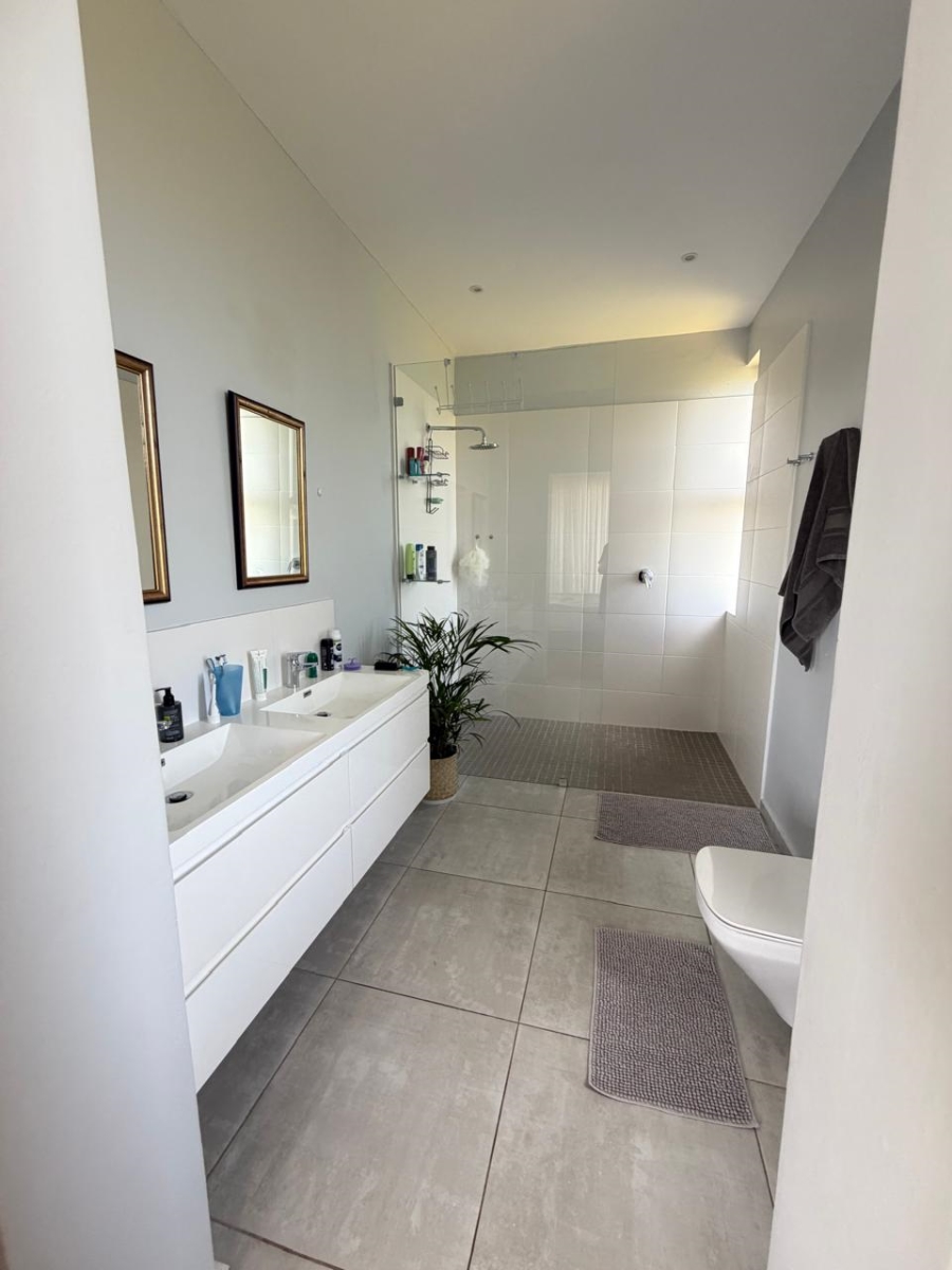 4 Bedroom Property for Sale in Elaleni Coastal Forest Estate KwaZulu-Natal