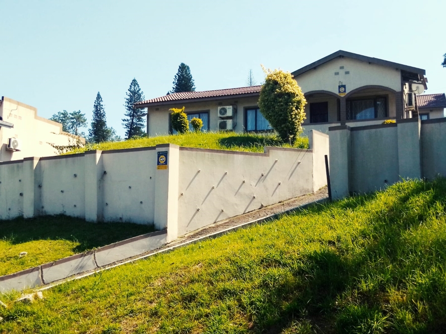 9 Bedroom Property for Sale in High Ridge KwaZulu-Natal